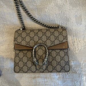 Gucci Dionysus Shoulder Bag
